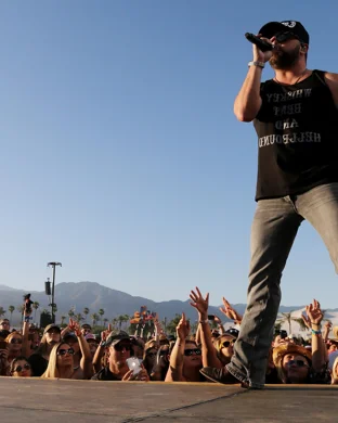 Hiss Golden Messenger