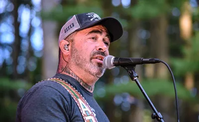 Aaron Lewis