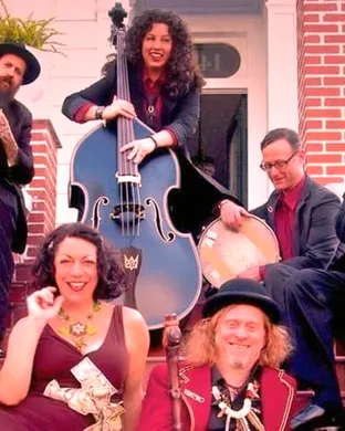 Squirrel Nut Zippers